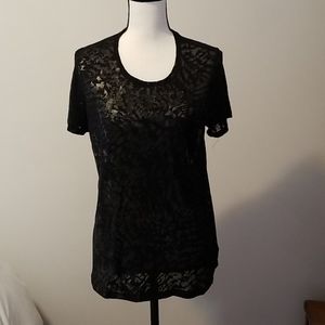 2 SHIRTS FOR THE PRICE OF 1!